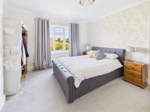 Bedroom- click for photo gallery